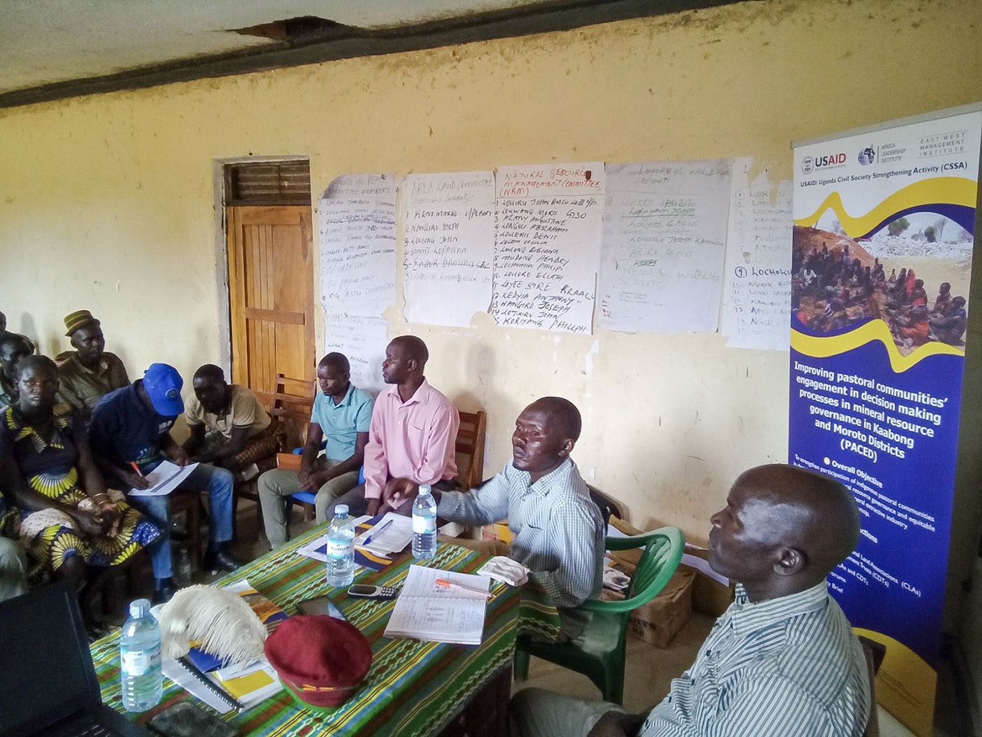 Community and institutional representatives in a PACED discussion session